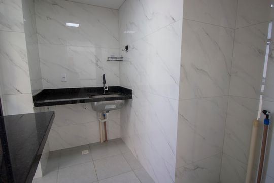 Apartamento à venda com 2 quartos, 56m² em Sh Sol Nascente, Brasília