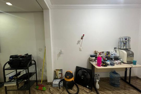 Sala de casa à venda com 4 quartos, 300m² em Carajás, Contagem