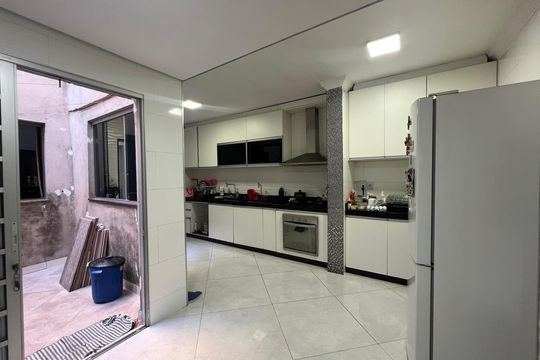 Cozinha de casa à venda com 4 quartos, 300m² em Carajás, Contagem