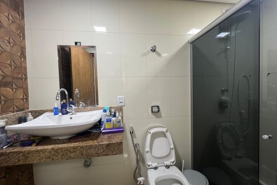 Banheiro Social de casa à venda com 4 quartos, 300m² em Carajás, Contagem