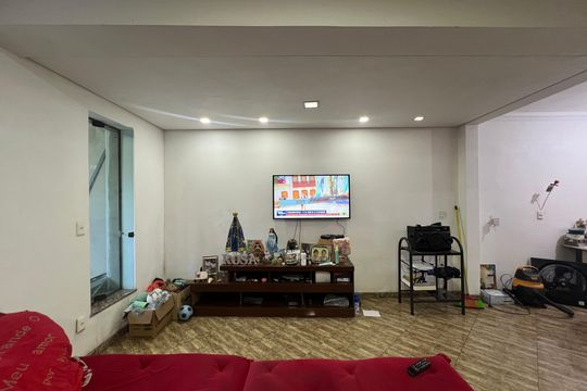 Casa à venda com 4 quartos, 300m² em Carajás, Contagem