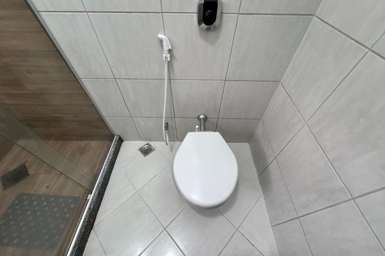 Banheiro Social de casa de condomínio à venda com 3 quartos, 124m² em Vargem Grande, Rio de Janeiro
