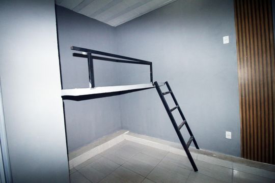 Sala/Quarto de kitnet/studio para alugar com 1 quarto, 25m² em Parada de Lucas, Rio de Janeiro