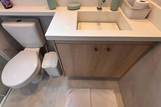 Banheiro de kitnet/studio à venda com 1 quarto, 24m² em Vila Olímpia, São Paulo