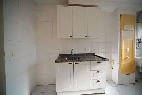 Cozinha  de apartamento para alugar com 2 quartos, 55m² em Jardim Iraja, São Bernardo do Campo