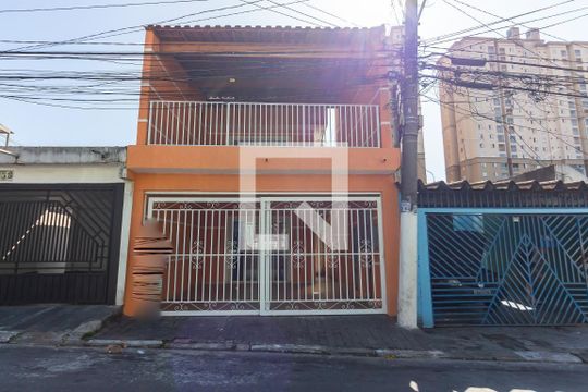Fachada de casa para alugar com 3 quartos, 125m² em Santo Antônio, Osasco