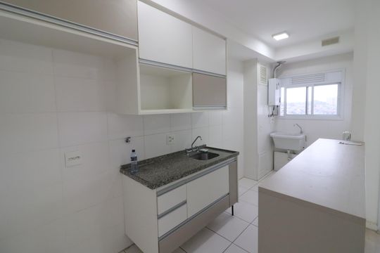 Cozinha e Área de Serviço de apartamento à venda com 1 quarto, 40m² em Umuarama, Osasco