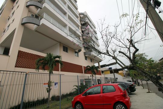 Fachada do Prédio de apartamento à venda com 2 quartos, 55m² em Olaria, Rio de Janeiro