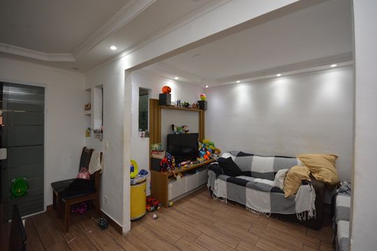 Casa à venda com 4 quartos, 50m² em Jardim Ubirajara, São Paulo