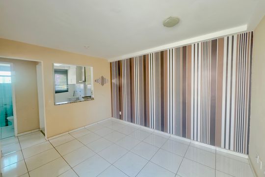 Apartamento à venda com 2 quartos, 46m² em Parque Sao Miguel, Guarulhos