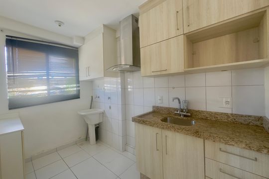 Cozinha de apartamento à venda com 2 quartos, 46m² em Parque Sao Miguel, Guarulhos