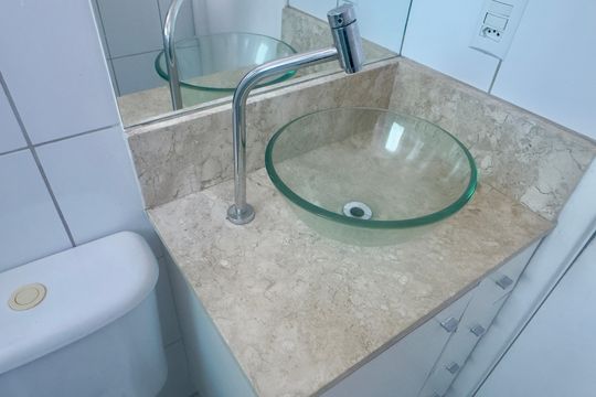 Banheiro de apartamento à venda com 2 quartos, 46m² em Parque Sao Miguel, Guarulhos