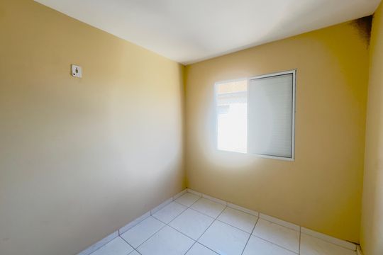 Quarto 1 de apartamento à venda com 2 quartos, 46m² em Parque Sao Miguel, Guarulhos