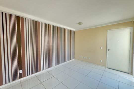 Sala de apartamento à venda com 2 quartos, 46m² em Parque Sao Miguel, Guarulhos