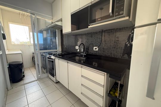 Cozinha de apartamento à venda com 2 quartos, 56m² em Parque Novo Mundo, São Paulo