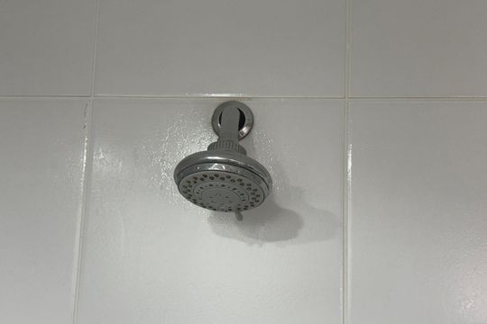 Banheiro de apartamento à venda com 2 quartos, 56m² em Parque Novo Mundo, São Paulo
