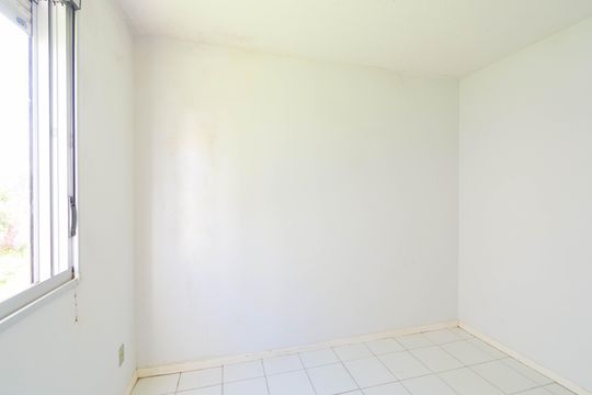 Apartamento para alugar com 2 quartos, 48m² em Guajuviras, Canoas