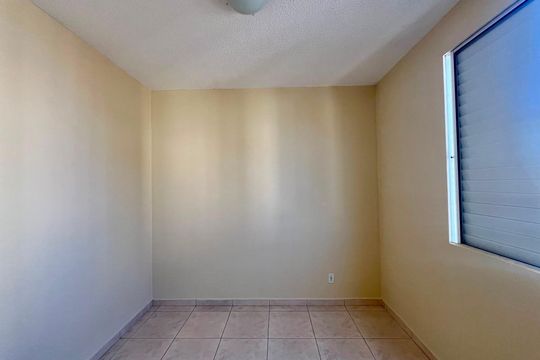 Quarto 1 de apartamento para alugar com 2 quartos, 41m² em Vila Marieta, Campinas