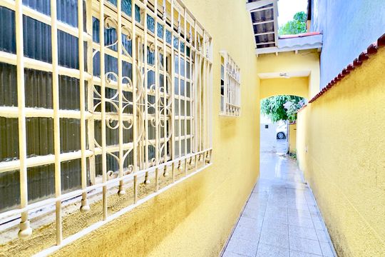 Área externa de casa para alugar com 2 quartos, 65m² em Jardim Paulista, Guarulhos