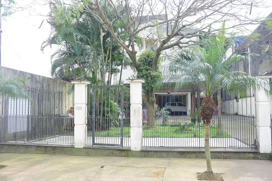 Fachada de casa para alugar com 1 quarto, 56m² em Vila Vista Alegre, Cachoeirinha