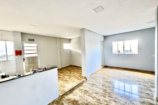 Casa para alugar com 3 quartos, 300m² em Vila Nova Bonsucesso, Guarulhos