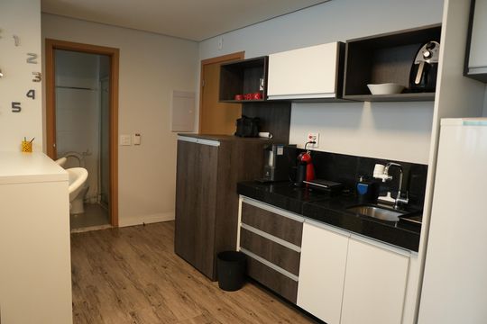 Cozinha de apartamento para alugar com 1 quarto, 63m² em Coracao de Jesus, Belo Horizonte
