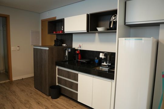 Cozinha de apartamento para alugar com 1 quarto, 63m² em Coracao de Jesus, Belo Horizonte