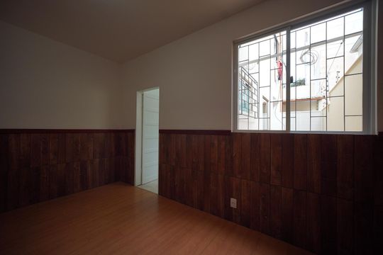 Suíte 2 de casa para alugar com 2 quartos, 110m² em Canto, Florianópolis