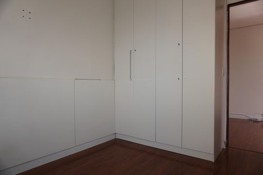Quarto 2 de apartamento para alugar com 2 quartos, 50m² em Parque Pirajussara, Embu das Artes