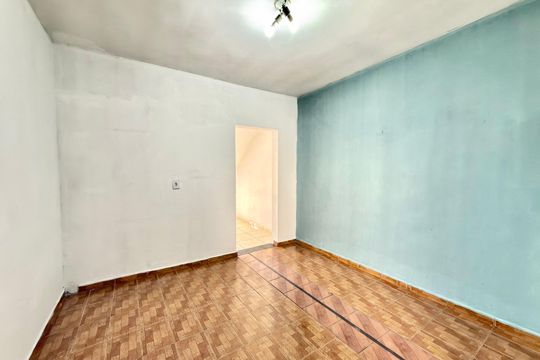 Kitnet de casa à venda com 4 quartos, 300m² em Betania, Contagem