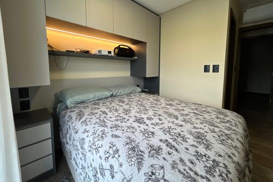 Apartamento para alugar com 3 quartos, 52m² em Carvoeira, Florianópolis