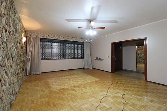 Casa à venda com 6 quartos, 453m² em Petrópolis, Porto Alegre