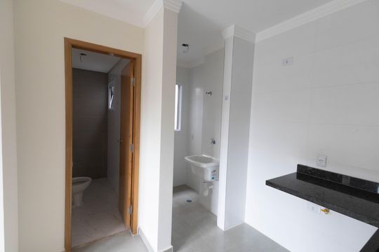 Cozinha  de apartamento à venda com 1 quarto, 26m² em Parque Vitoria, São Paulo