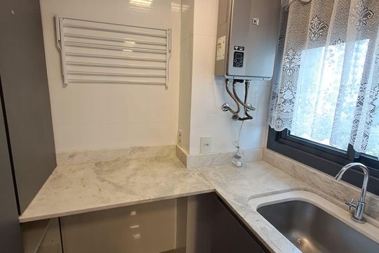 Área de serviço de apartamento à venda com 3 quartos, 124m² em Moinhos de Vento, Porto Alegre