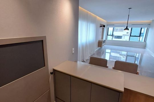 Cozinha de apartamento à venda com 3 quartos, 124m² em Moinhos de Vento, Porto Alegre