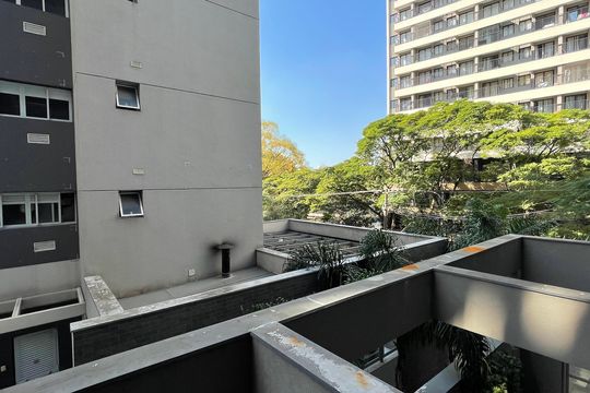 Vista da varanda da sala de apartamento para alugar com 1 quarto, 26m² em Butantã, São Paulo