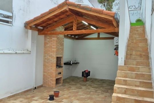 Casa para alugar com 1 quarto, 134m² em Jardim Sao Pedro, Mogi das Cruzes