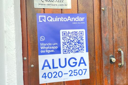 Placa de casa para alugar com 5 quartos, 143m² em Tijuca, Rio de Janeiro