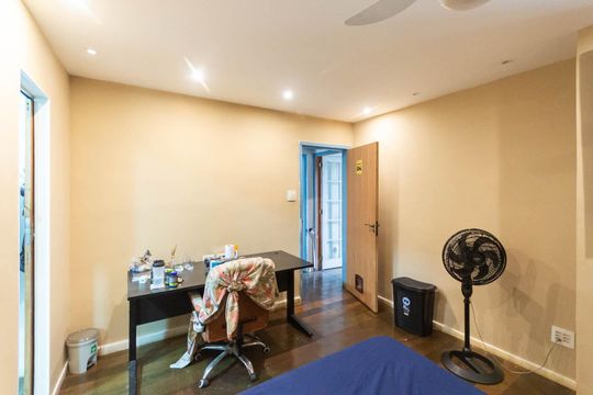 Suíte 1 de casa à venda com 5 quartos, 143m² em Tijuca, Rio de Janeiro
