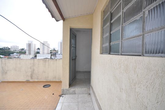 Hall de entrada de casa para alugar com 2 quartos, 63m² em Vila Mazzei, São Paulo