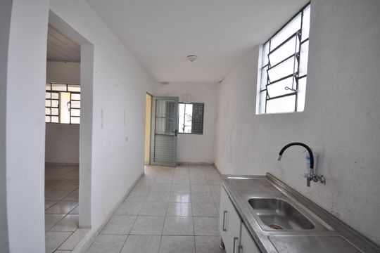 Cozinha de casa para alugar com 2 quartos, 63m² em Vila Mazzei, São Paulo