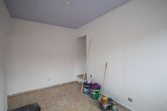 Sala de casa para alugar com 1 quarto, 32m² em Mutinga, Osasco