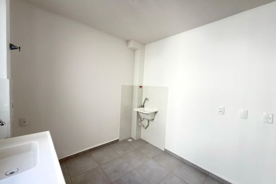 Cozinha e Área de Serviço de apartamento para alugar com 2 quartos, 50m² em Tres Barras, Contagem
