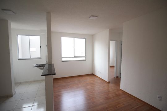 Sala de apartamento para alugar com 2 quartos, 45m² em Bairro da Glória, Contagem