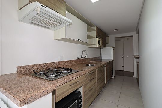 Cozinha de apartamento para alugar com 2 quartos, 86m² em Boa Vista, Porto Alegre
