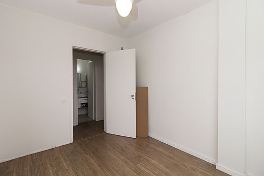 Quarto 2  de apartamento para alugar com 2 quartos, 86m² em Boa Vista, Porto Alegre