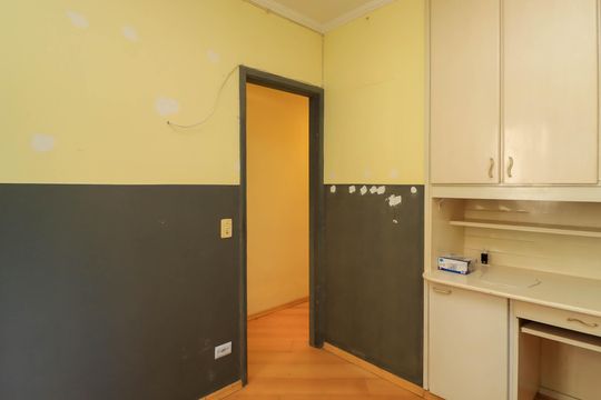 Quarto de apartamento à venda com 2 quartos, 84m² em Vila Suzana, São Paulo