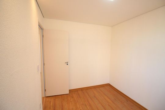 Quarto 2 de apartamento para alugar com 2 quartos, 50m² em Bairro da Glória, Contagem