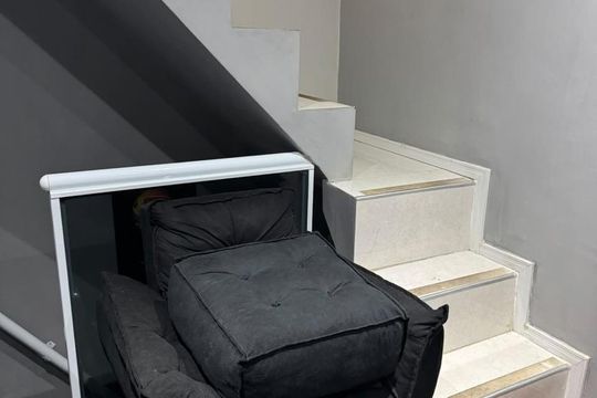 Escada de casa à venda com 1 quarto, 88m² em Catete, Rio de Janeiro