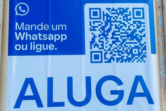 Placa de casa para alugar com 2 quartos, 100m² em Jardim das Palmeiras, Embu das Artes